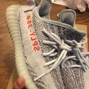Blue Tint Yeezys Size 5 (Box + Receipt)